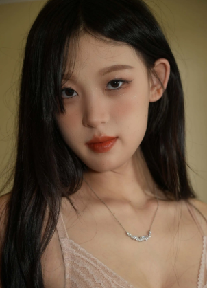 艾鯉(艾鯉)个人资料照片